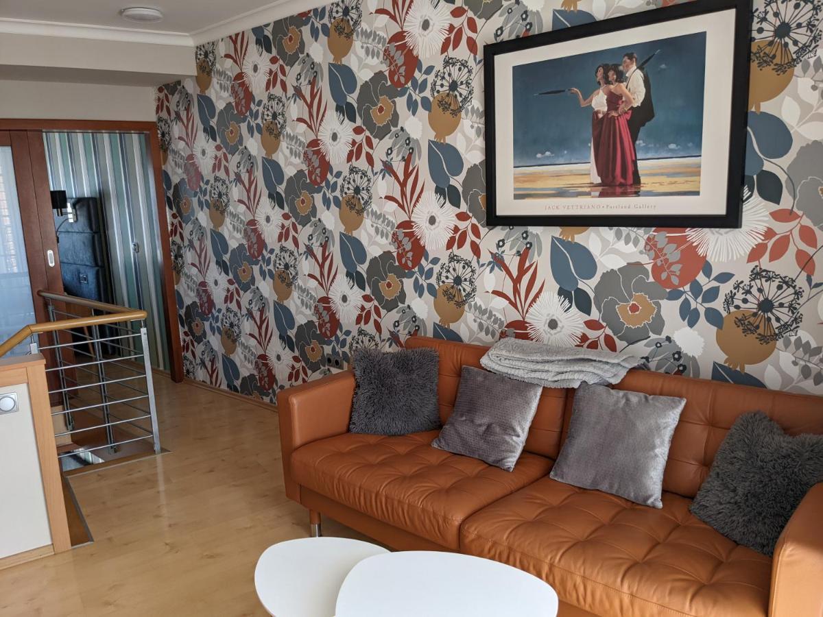 Minaret Apartman Еґер Екстер'єр фото