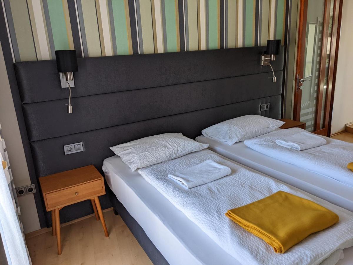 Minaret Apartman Еґер Екстер'єр фото