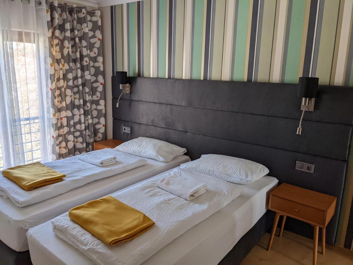 Minaret Apartman Еґер Екстер'єр фото
