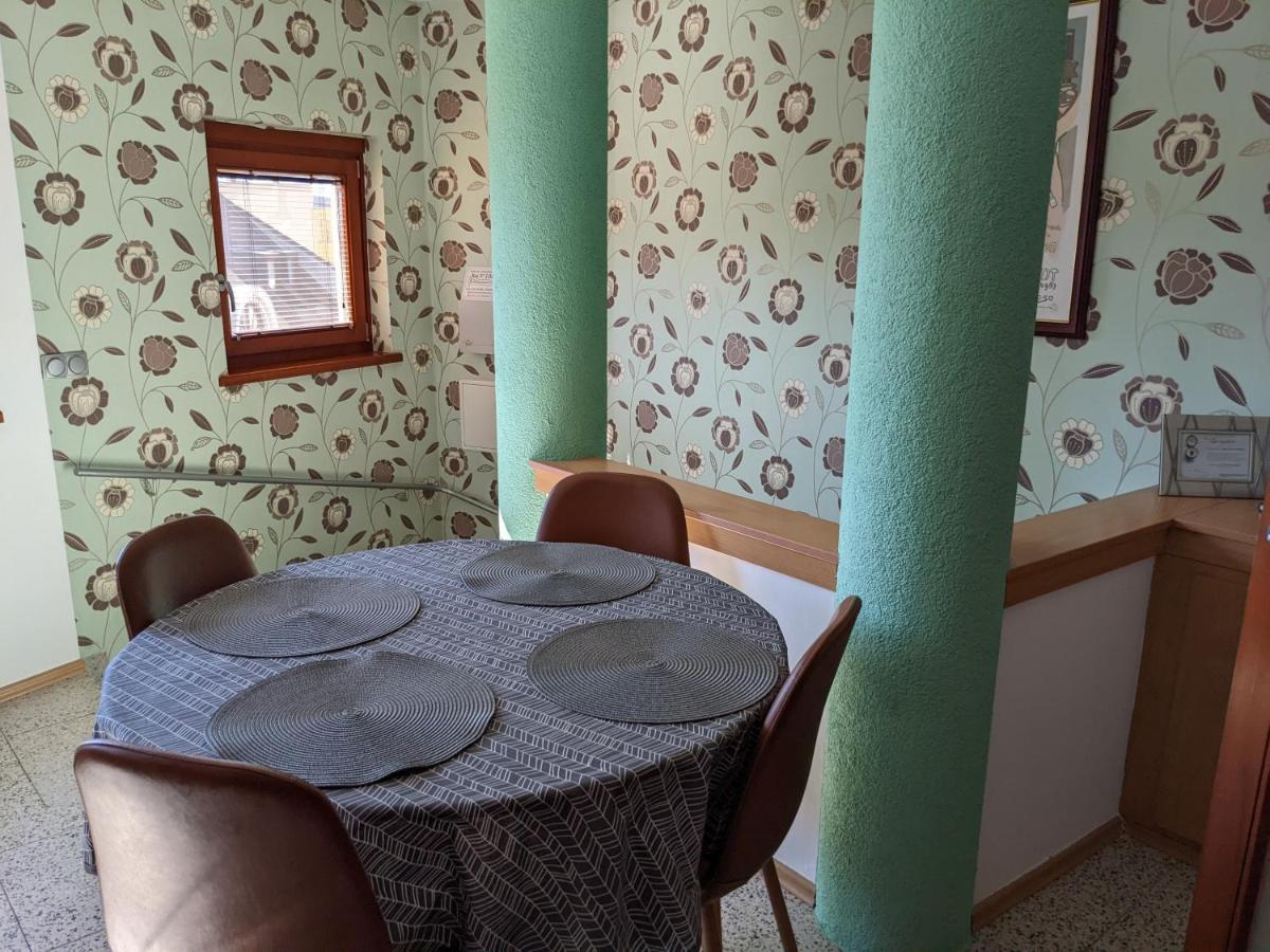 Minaret Apartman Еґер Екстер'єр фото